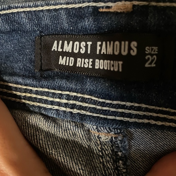Ladies Plus Size Almost Famous Mid Rise Bootcut Jeans Size 22 - Picture 11 of 12